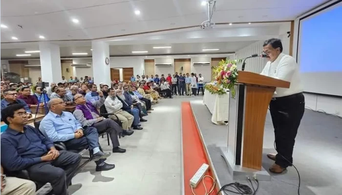 বাংলাদেশ মেডিকেল কলেজের গভর্নিং বডির নবনিযুক্ত চেয়ারম্যানের পরিচিতি সভা অনুষ্ঠিত