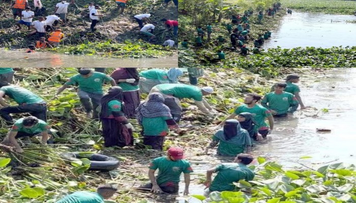 নওগাঁর তুলসীগঙ্গা নদীর প্রাণ ফেরাতে পরিষ্কার পরিচ্ছন্ন অভিযান শুরু  মাঠে নেমেছে এক ঝাঁক তরুণ