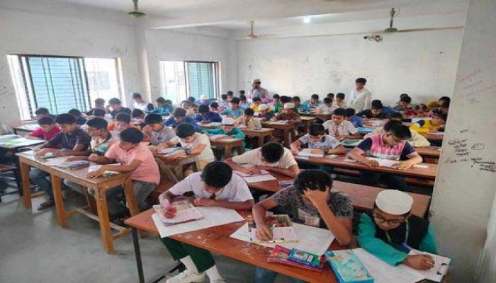 পাবনায় কিশোর কন্ঠ মেধাবৃত্তি পরীক্ষা৷ অনুষ্ঠিত