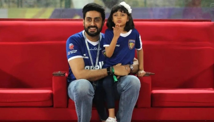 মেয়ের জন্য আবেগপ্রবণ হয়ে পড়েন অভিষেক
