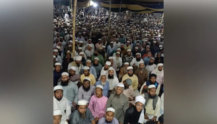 আখেরি মোনাজাতের মাধ্যমে শেষ হলো জোড় ইজতেমা