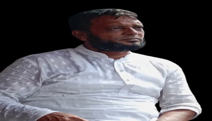 সালামত হাওলাদারের হাতে আলাদিনের চেরাগ।