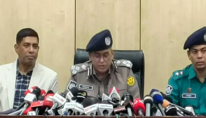 ​হাদি হত্যাকারীর দুই সহযোগী ভারতে গ্রেপ্তার