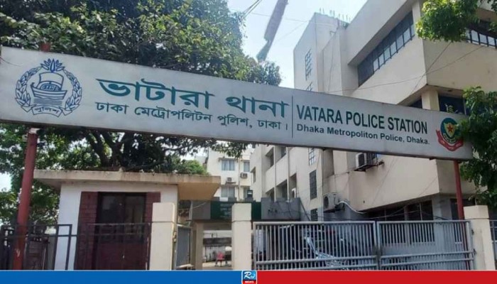 বাইকে প্রাইভেটকারের ধাক্কা, আইনজীবীকে হত্যা