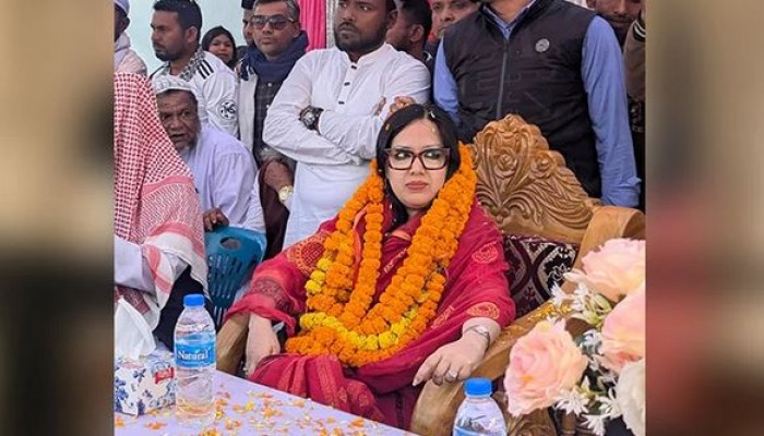 ​এমপি সৎ থাকলে, ঠিকাদারের বাপের সাধ্য নেই চুরি করার: রুমিন ফারহানা
