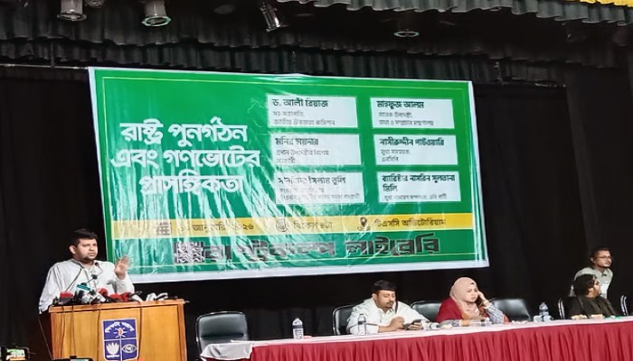 শেষ চার মাস মন্ত্রণালয়ে আমাকে কাজ করতে দেওয়া হয়নি: মাহফুজ আলম