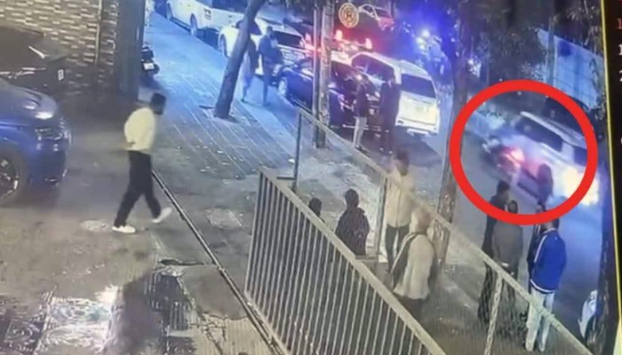 মোটরসাইকেলে এসে তারেক রহমানের চলন্ত গাড়িতে লাগানো খামে কিছু নেই: পুলিশ