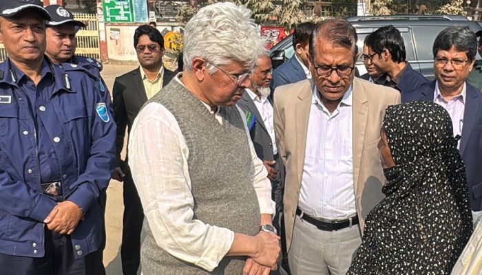 ​সীমান্তের ওপারে স্বৈরাচারের দোসররা গণভোট নিয়ে প্রশ্ন তুলছে: উপদেষ্টা আদিলুর