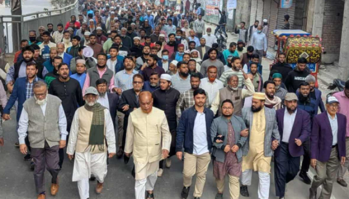 ​জামায়াতের সঙ্গে কোনো সন্ত্রাসী আচরণ করা হলে দাঁতভাঙা জবাব দেওয়া হবে: মোবারক