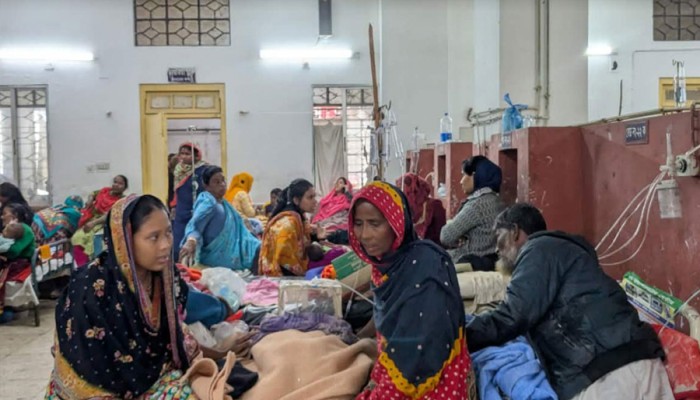 ​রমেক হাসপাতালে ইন্টার্ন চিকিৎসকদের কর্মবিরতি অব্যাহত