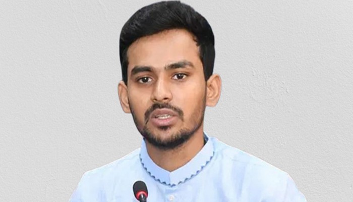 নিয়ম মেনে বাসা ছেড়েও মিডিয়া ট্রায়ালের শিকার হলাম: আসিফ মাহমুদ