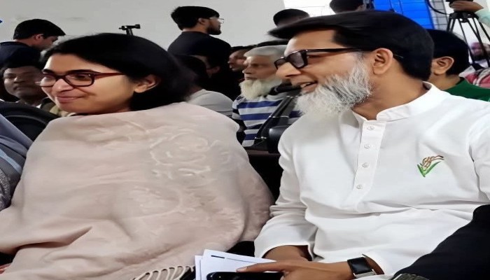 ইতিবাচক রাজনীতির অনন্য দৃষ্টান্ত: ঢাকা-৯ আসনে সৌহার্দ্যপূর্ণ প্রতিদ্বন্দ্বিতা ও যোগ্যতার লড়াই