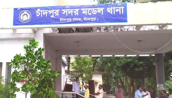 ​নিজ দলের ৫ কর্মীকে পুলিশে দিলেন চাঁদপুরের নবনির্বাচিত এমপি
