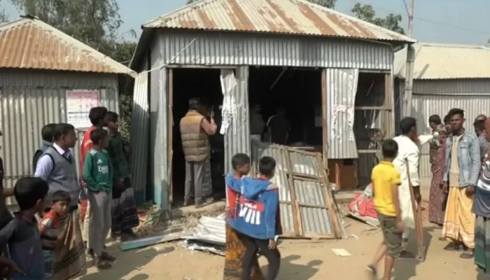​যুবদল নেতার দোকান লুটপাট, ২ জামায়াত নেতা গ্রেপ্তার