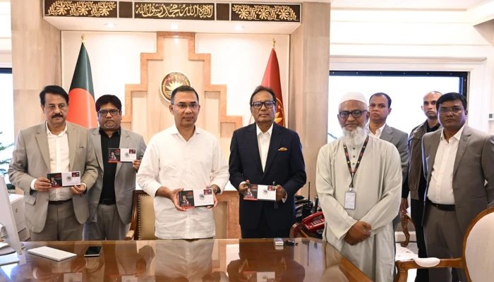 ​আন্তর্জাতিক মাতৃভাষা দিবসে ডাকটিকিট অবমুক্ত করলেন প্রধানমন্ত্রী