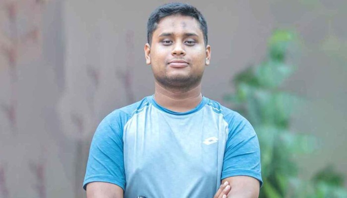 ​ফেসবুক থেকে কত আয় করেন, জানালেন হাসনাত
