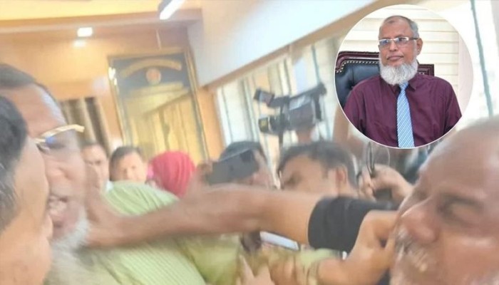 ​বগুড়া-৬ আসনের উপনির্বাচনে দুই প্রার্থীর ধস্তাধস্তি নিয়ে ইসির প্রতিক্রিয়া