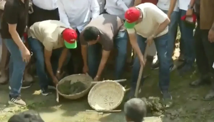 ​খাল খনন কর্মসূচির উদ্বোধন করলেন প্রধানমন্ত্রী