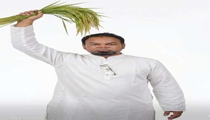 তৃণমূল থেকে নেতৃত্বে: আদাবর-মোহাম্মদপুরের আস্থার প্রতীক ফরিদ আহমেদ বাবু।