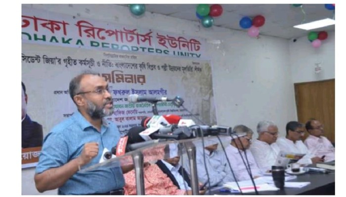 পবিপ্রবিতে ভিসিবিরোধী অপতৎপরতা।। শিক্ষক, শিক্ষার্থী ও কর্মচারীদের প্রতিরোধের মুখে   পন্ড