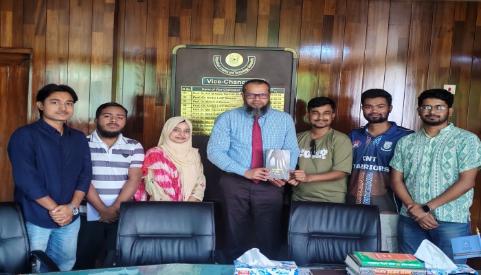 পবিপ্রবির নবনিযুক্ত উপাচার্য ও রেজিস্ট্রার সহ অন্যান্যদের সাথে  এইচআর  ক্লাবের সৌজন্য সাক্ষাৎ
